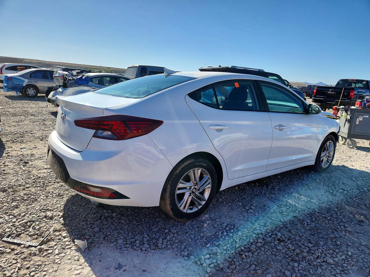 Hyundai ELANTRA Value Edition