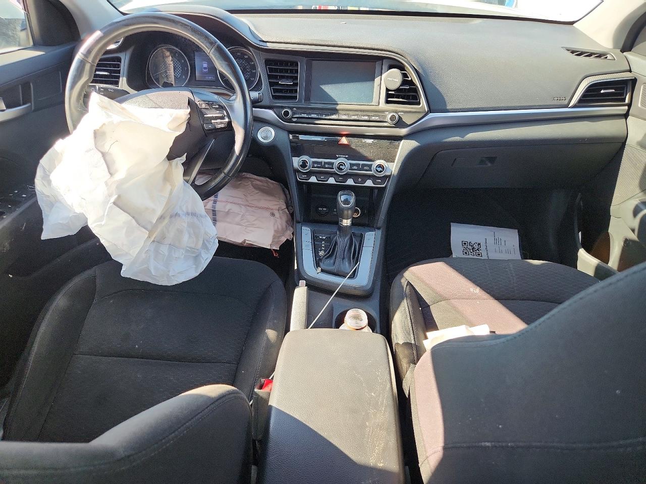 Hyundai ELANTRA Value Edition