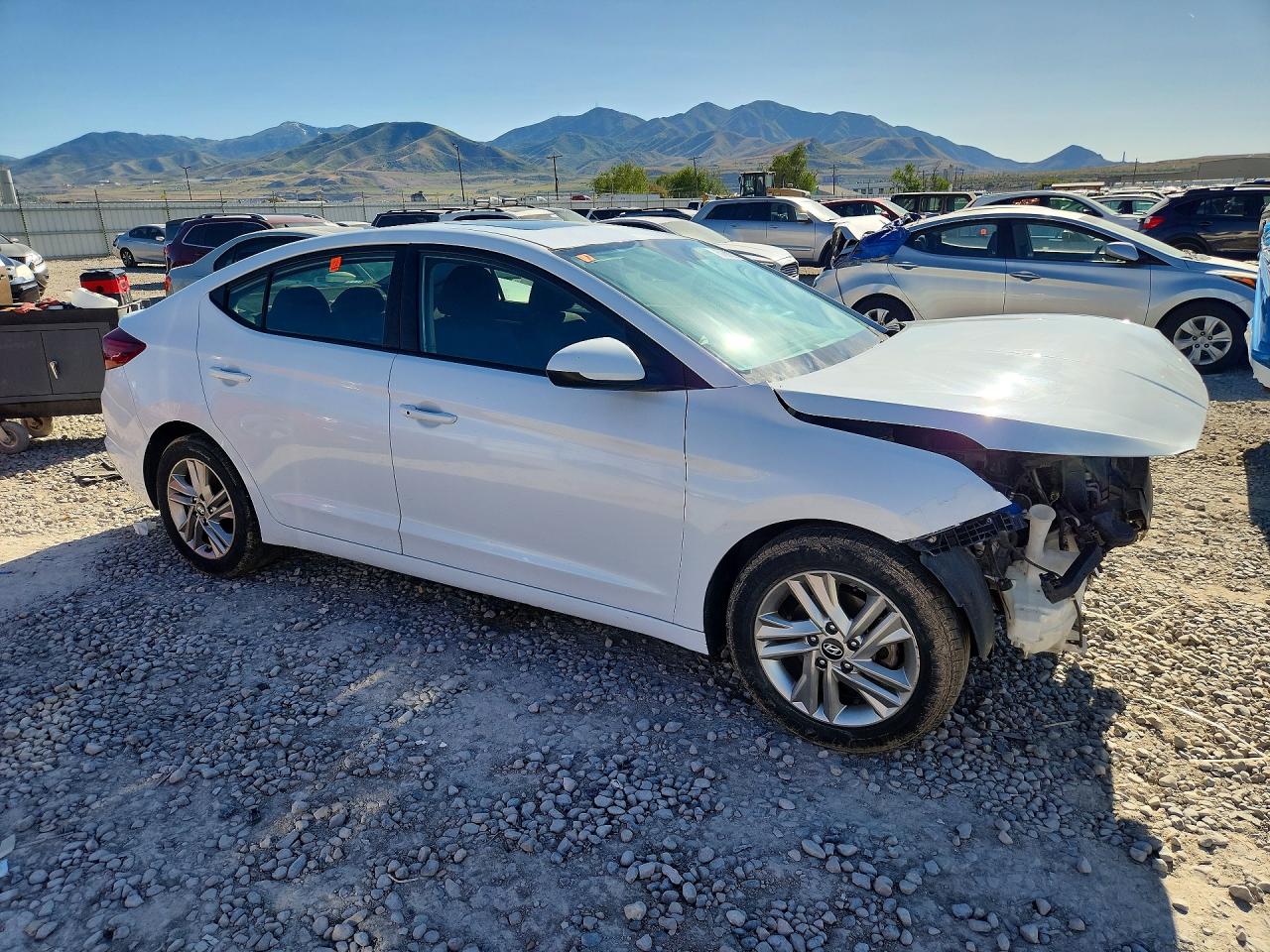 Hyundai ELANTRA Value Edition