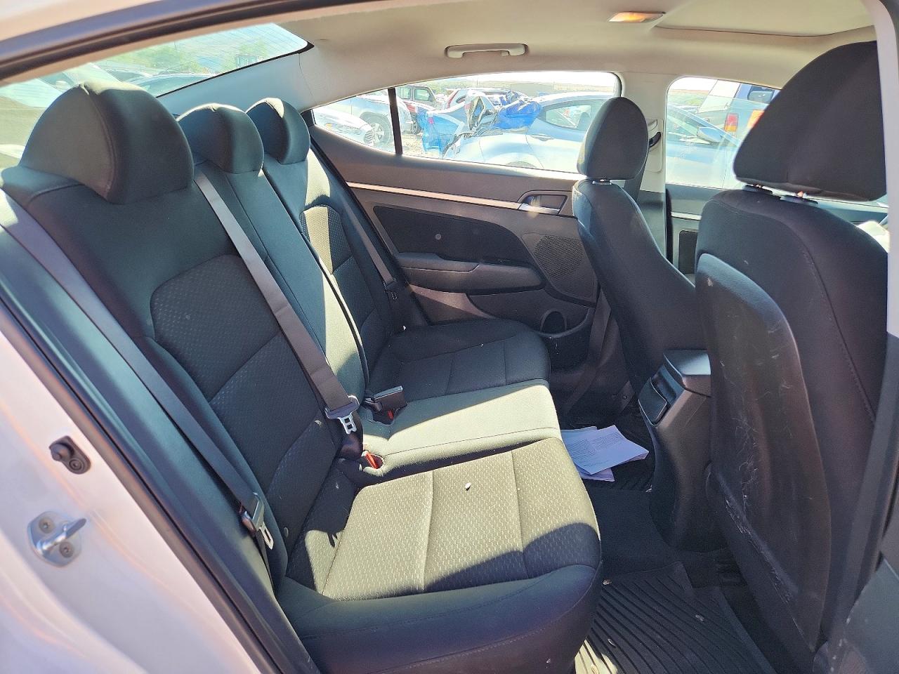 Hyundai ELANTRA Value Edition