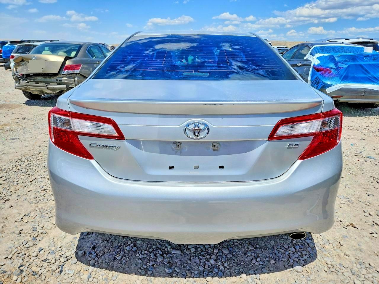 Toyota Camry Se