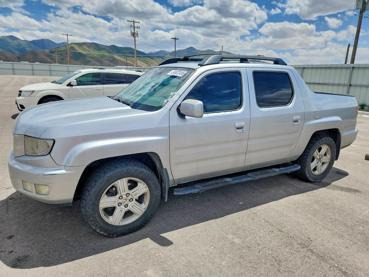 Salvage Honda Ridgeline Image