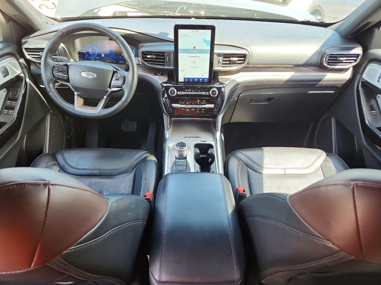 Ford Explorer Platinum