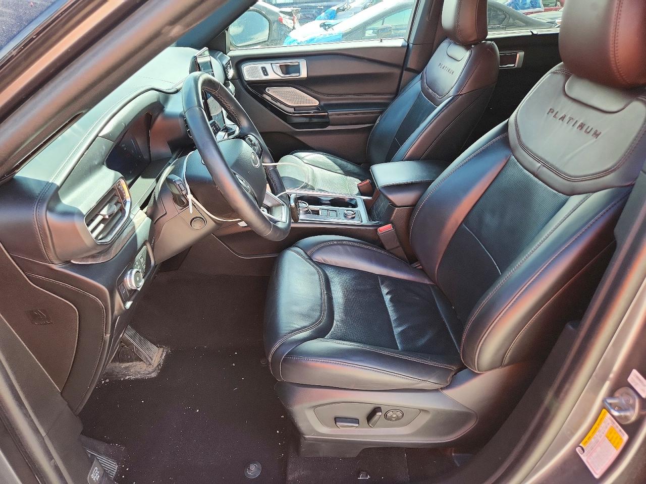 Ford Explorer Platinum