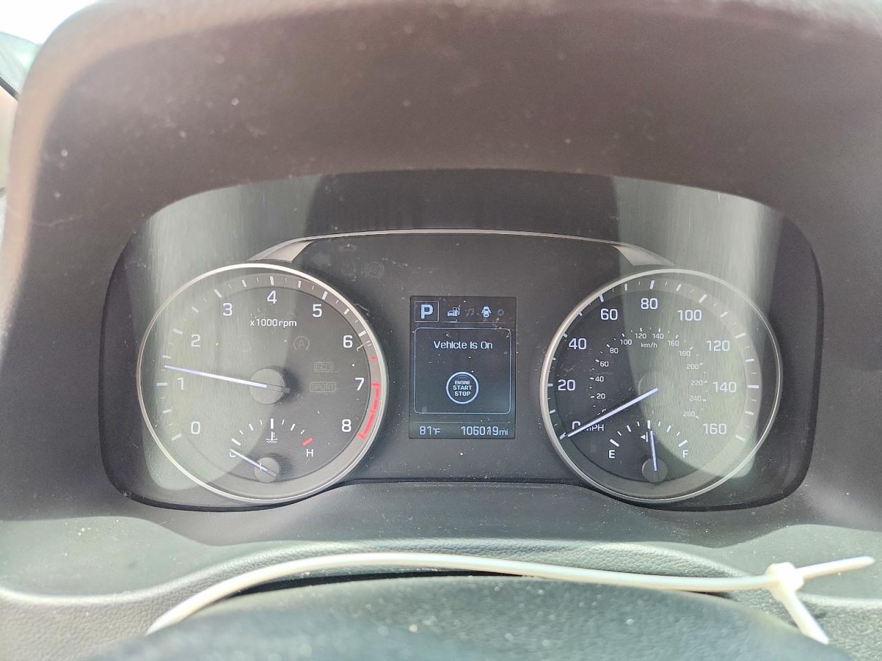 Hyundai ELANTRA Value Edition