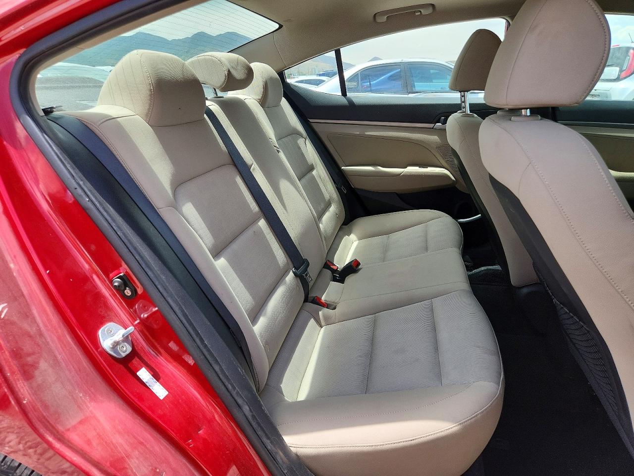 Hyundai ELANTRA Value Edition