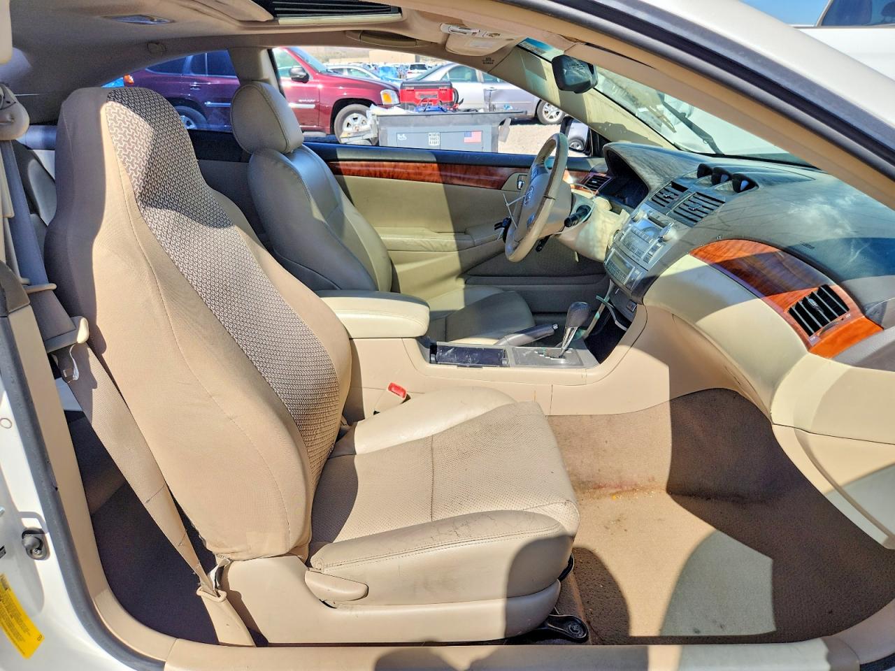 Toyota Camry Sle V6