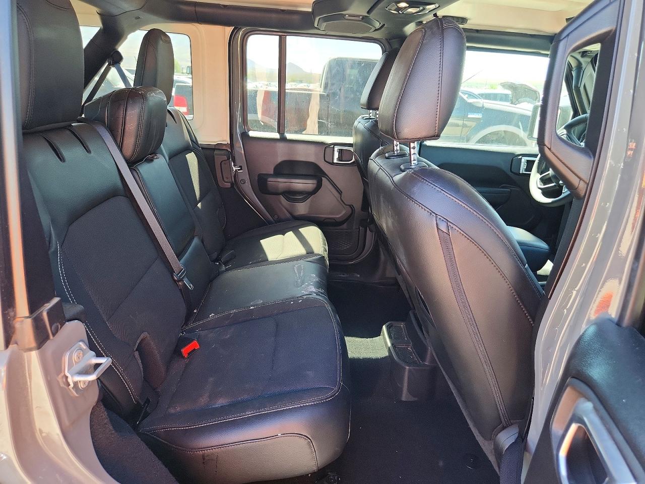 Jeep Wrangler Sport
