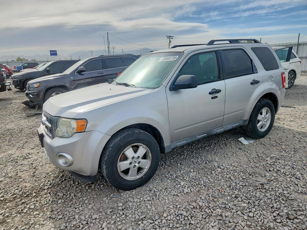 Salvage Ford Escape Image