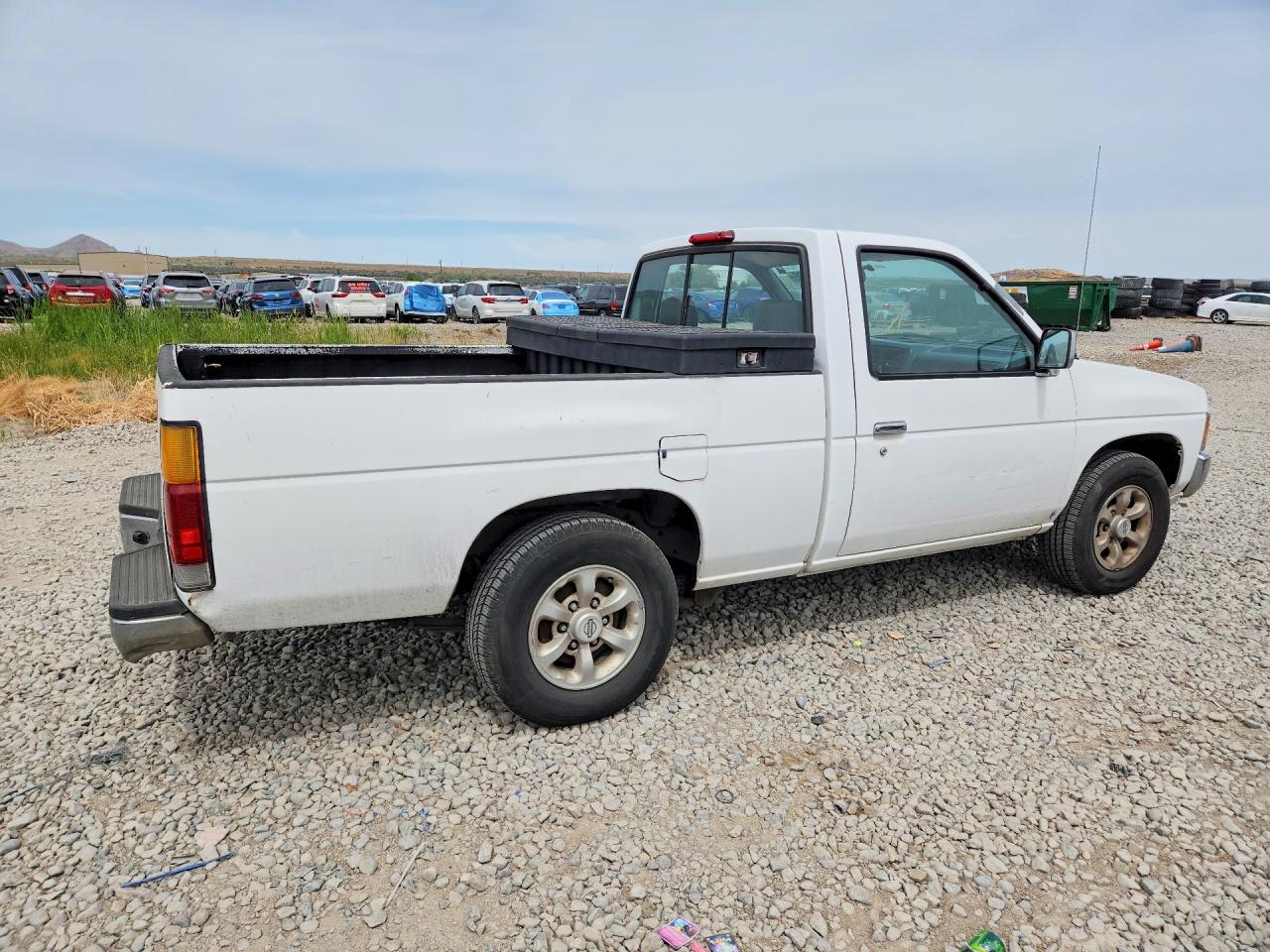 Nissan Navara Base
