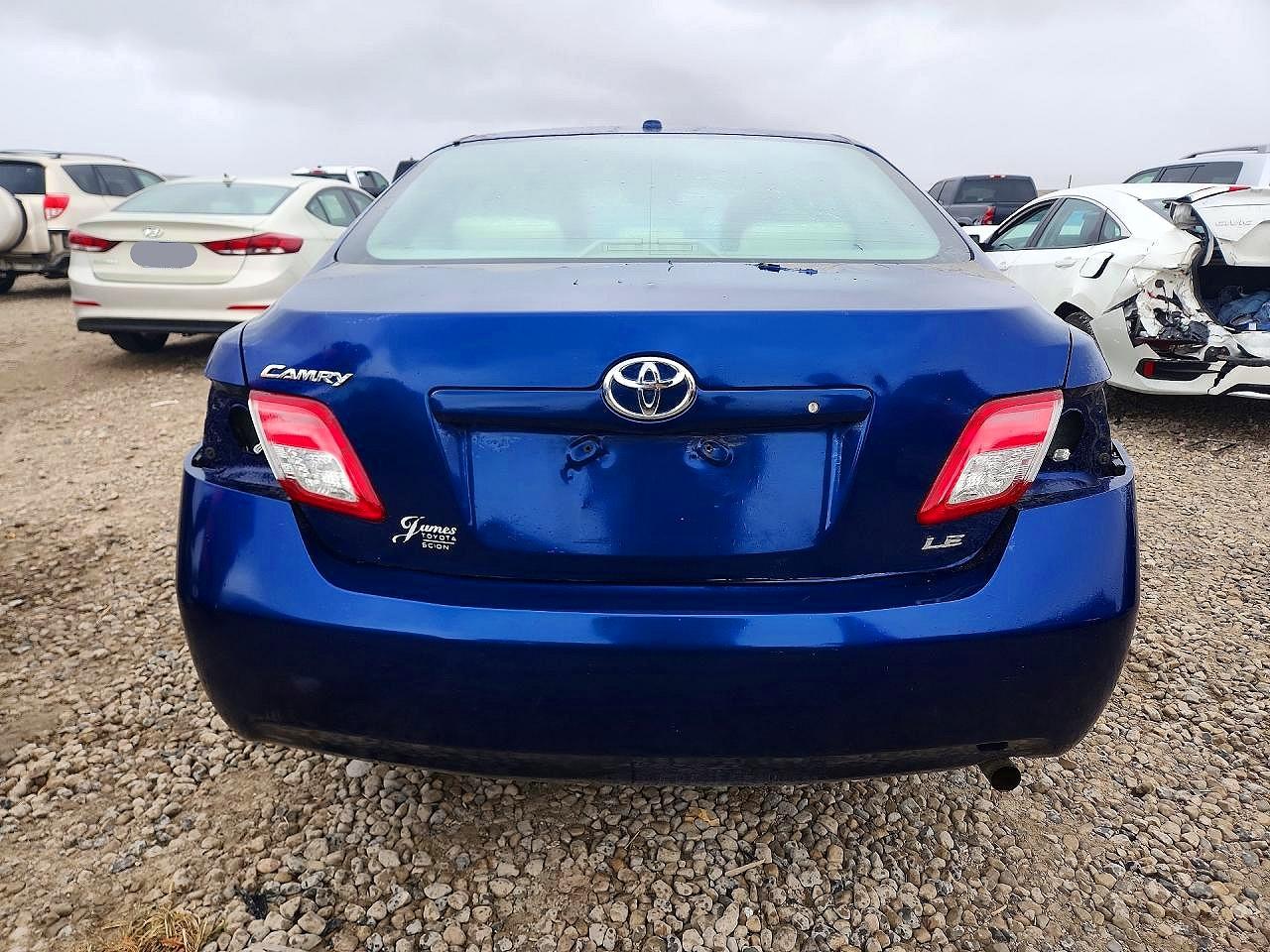 Toyota Camry Le