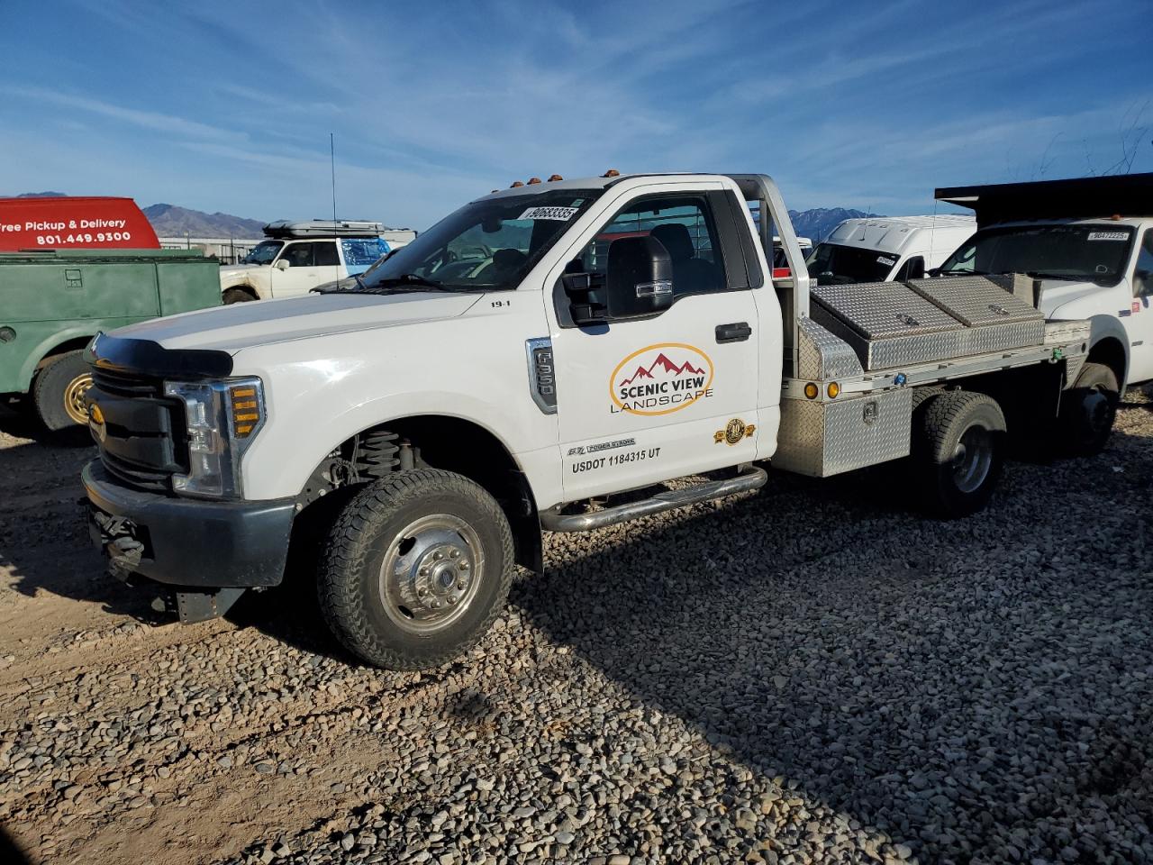 Salvage Ford F-350 Image