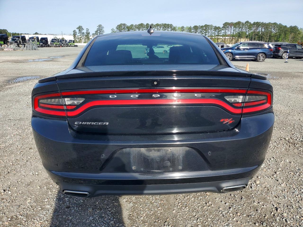 Dodge Charger R
