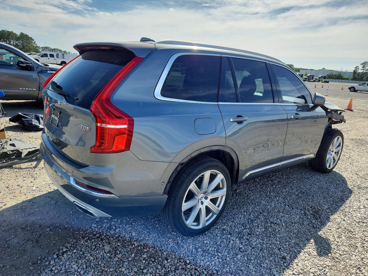 Volvo XC90 T8
