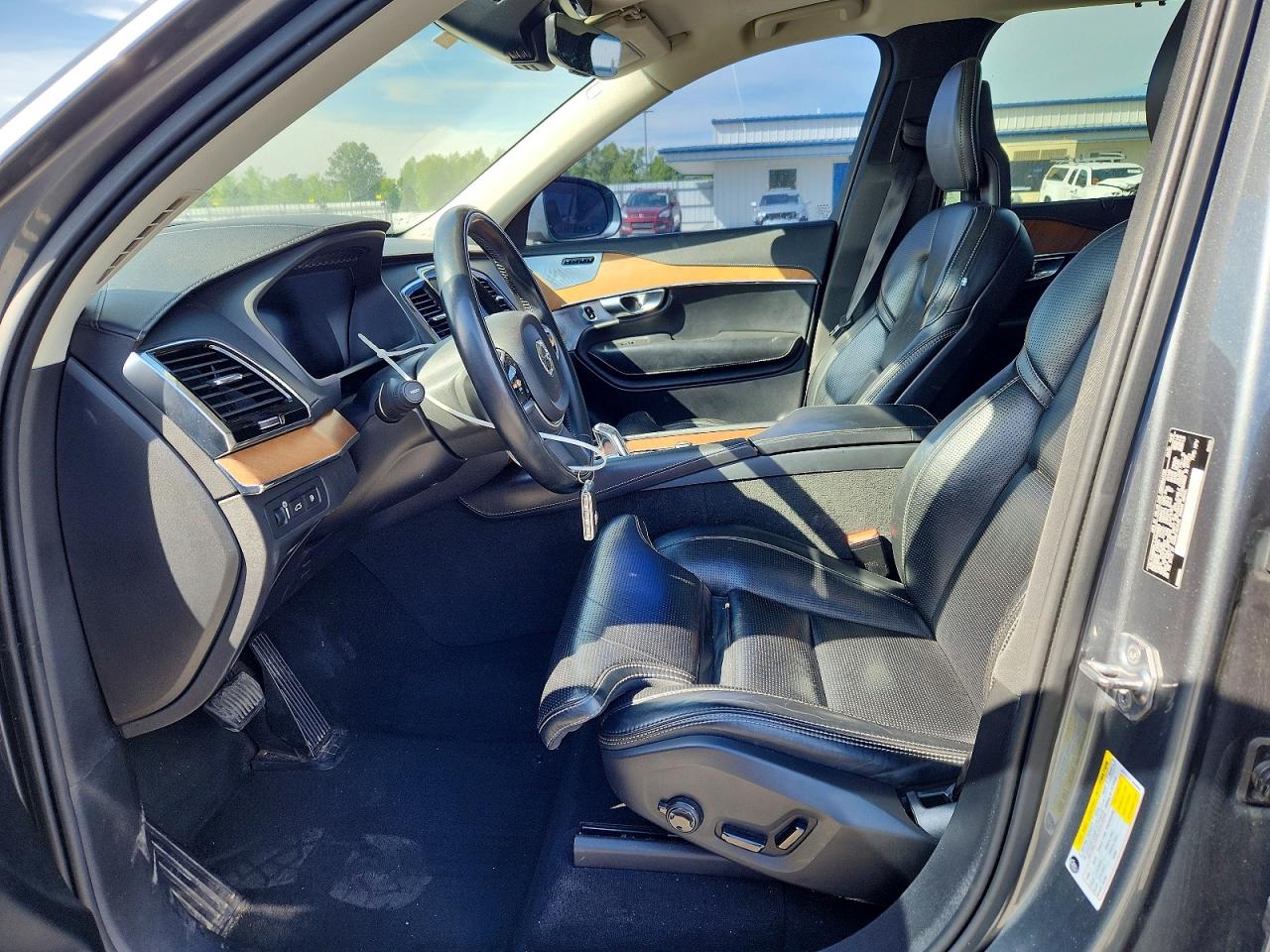 Volvo XC90 T8