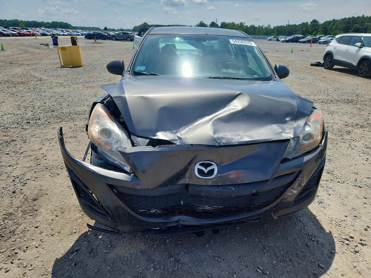 Mazda 3 I