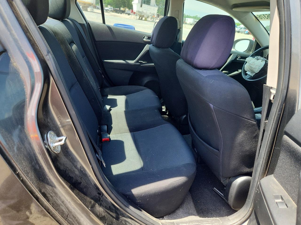 Mazda 3 I