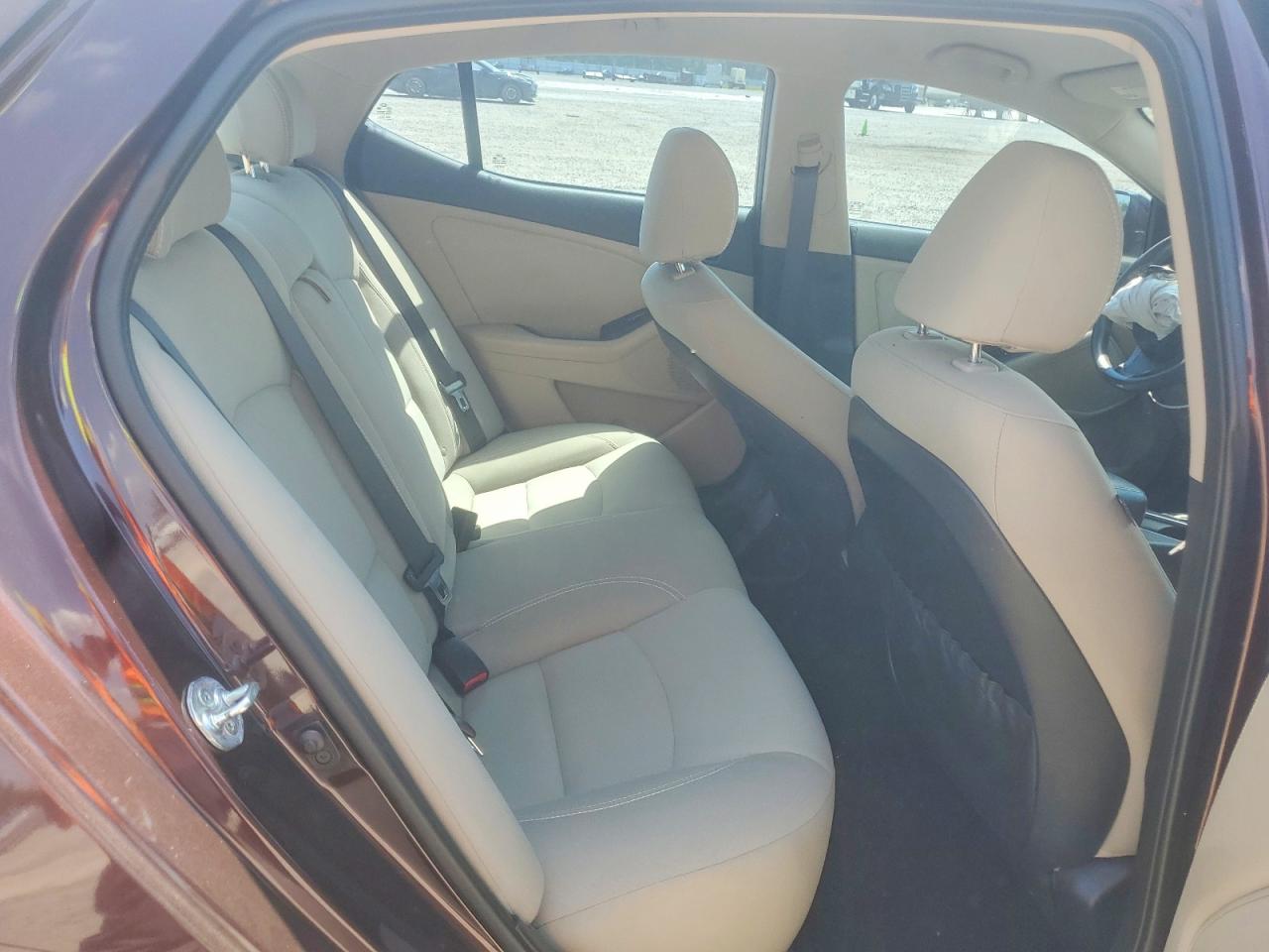 Kia Optima Lx