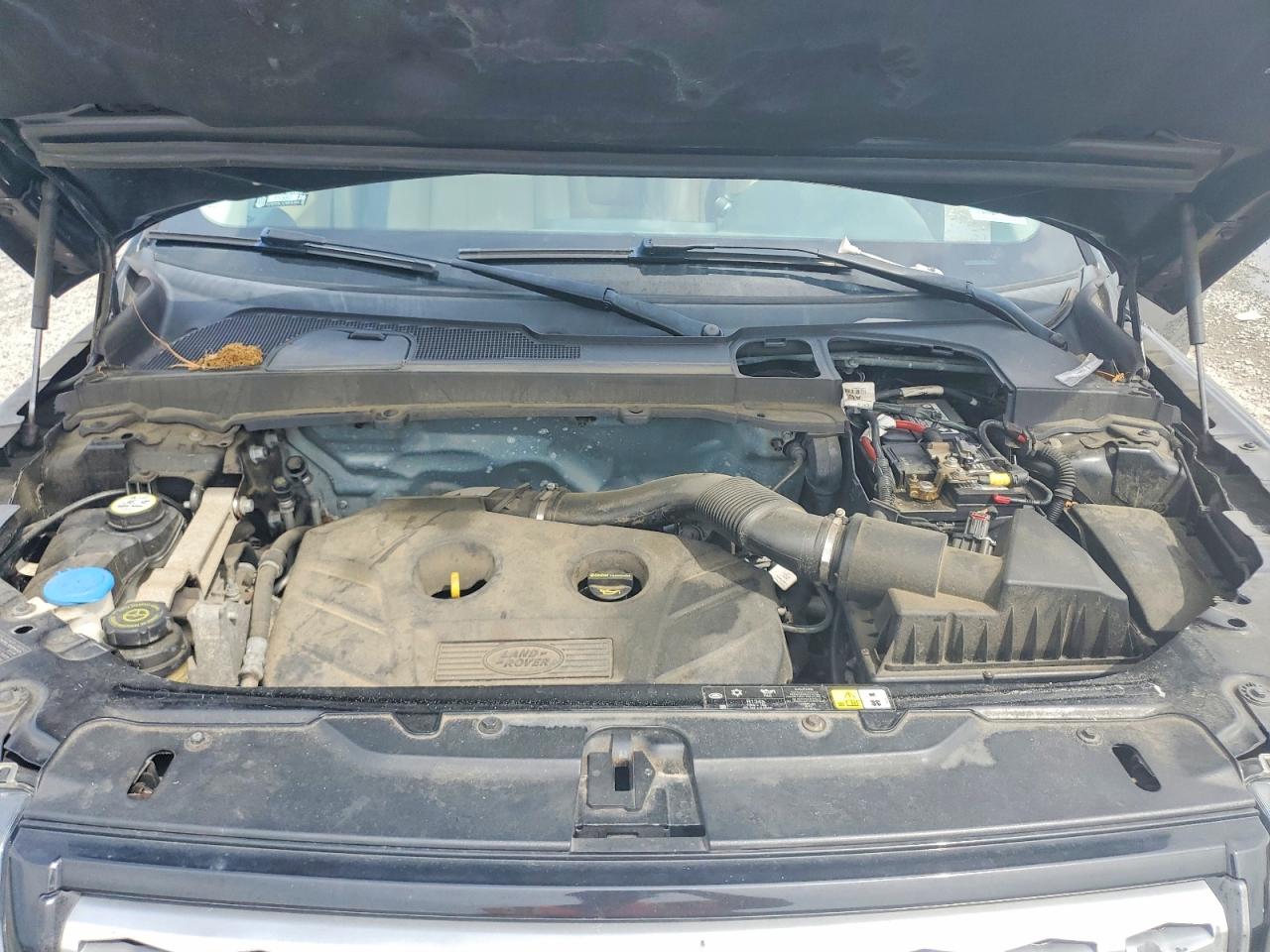 Land Rover LR2 Base