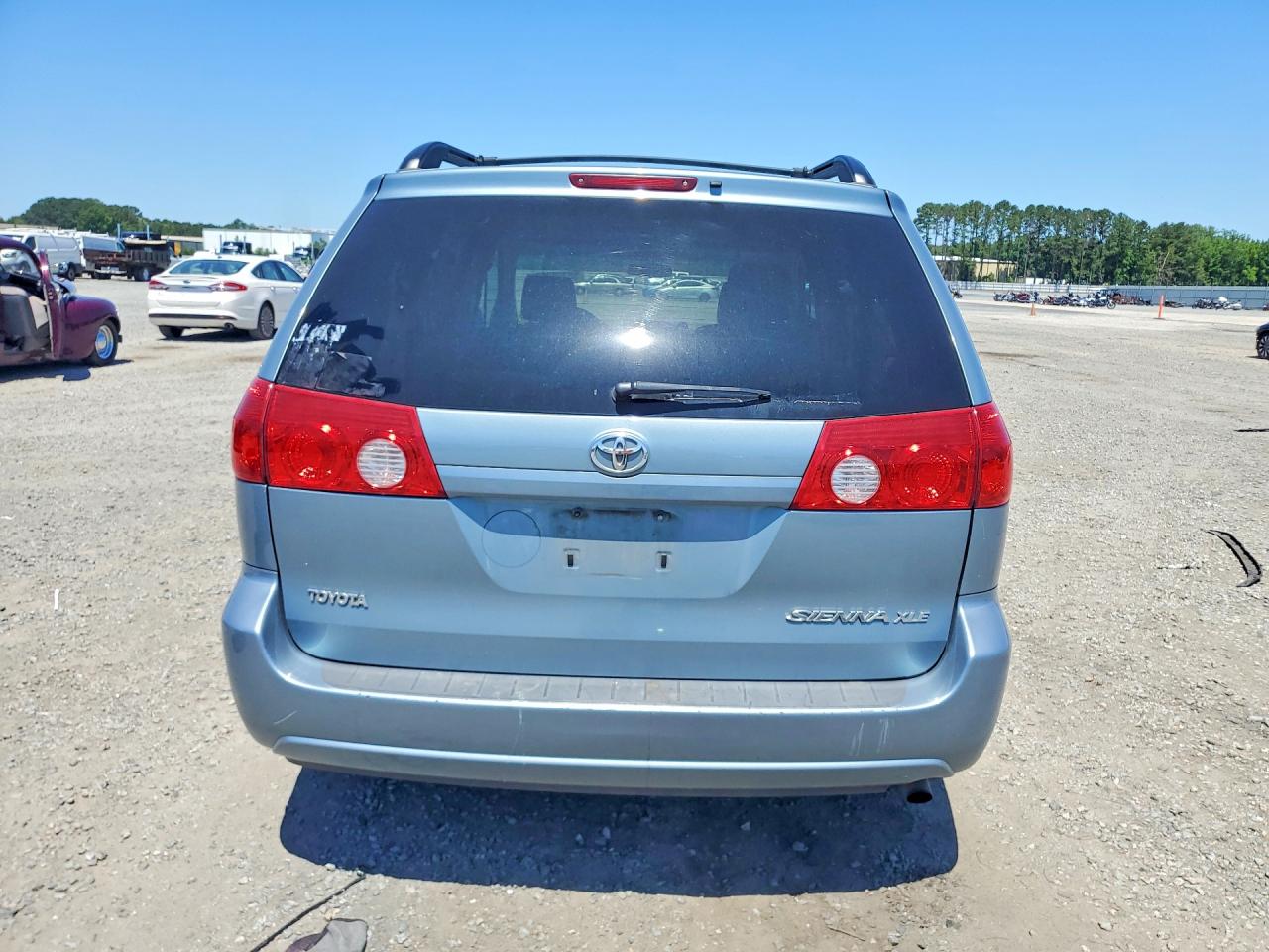 Toyota Sienna Xle 7 Passenger