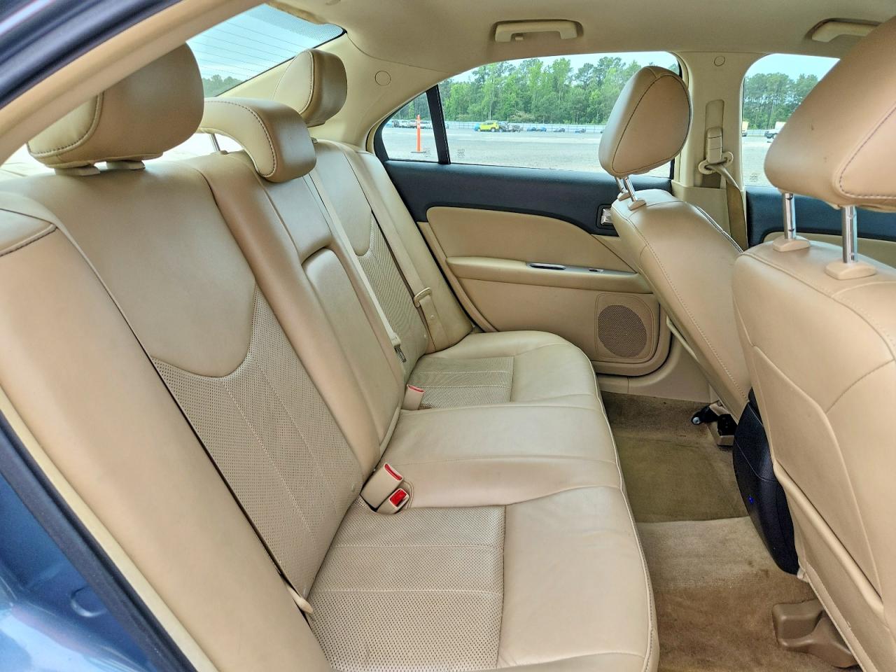 Mercury Milan Premier