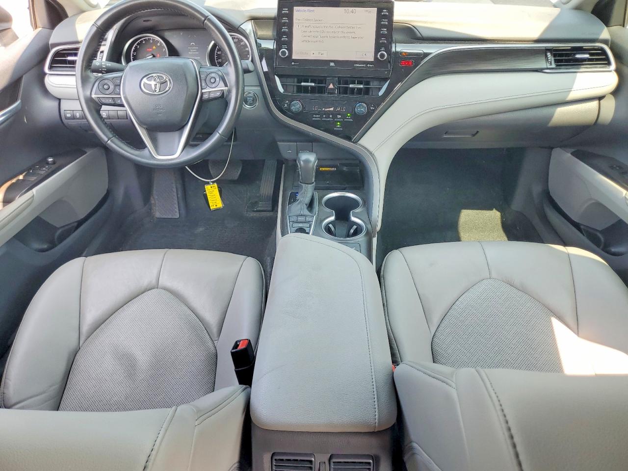 Toyota Camry Xle
