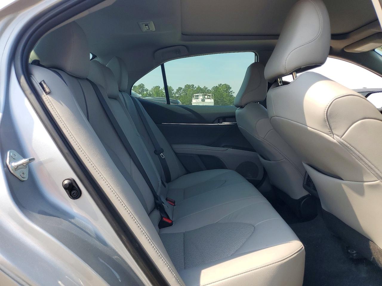 Toyota Camry Xle
