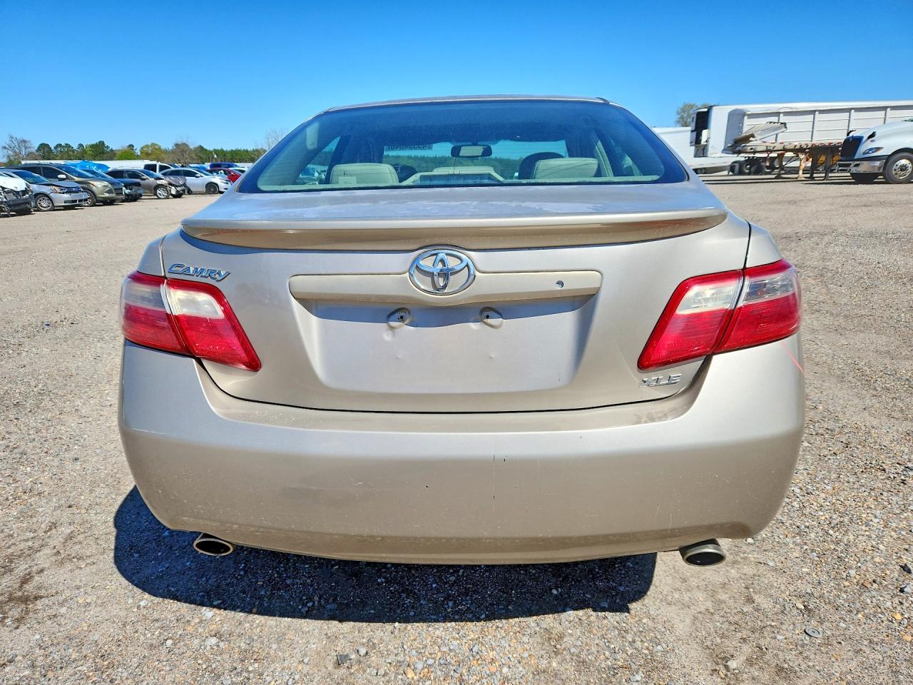 Toyota Camry Xle V6