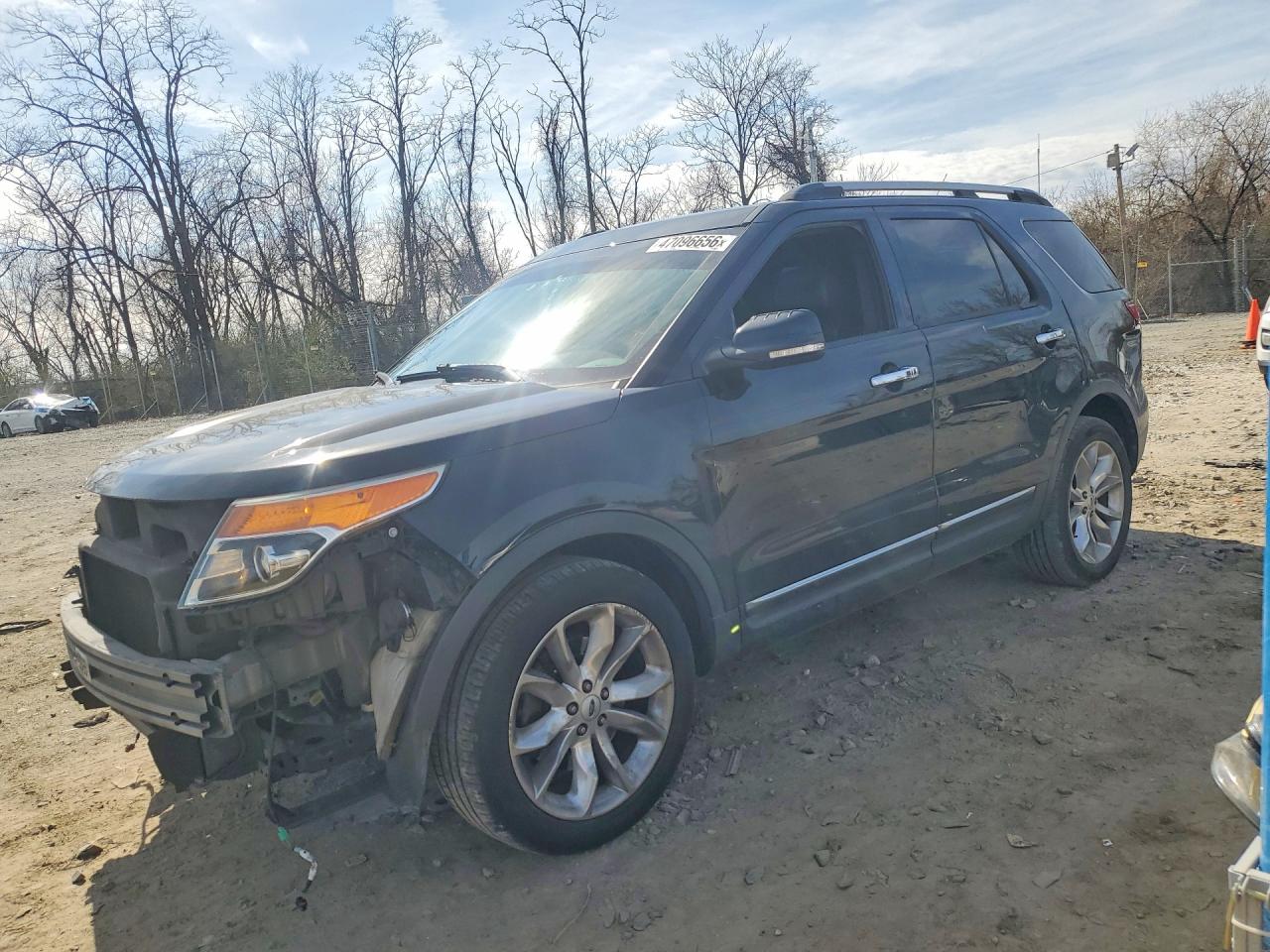 Salvage Ford Explorer Image