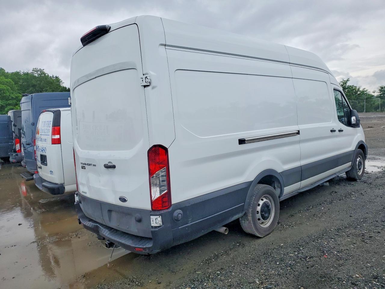 Ford Transit T-350