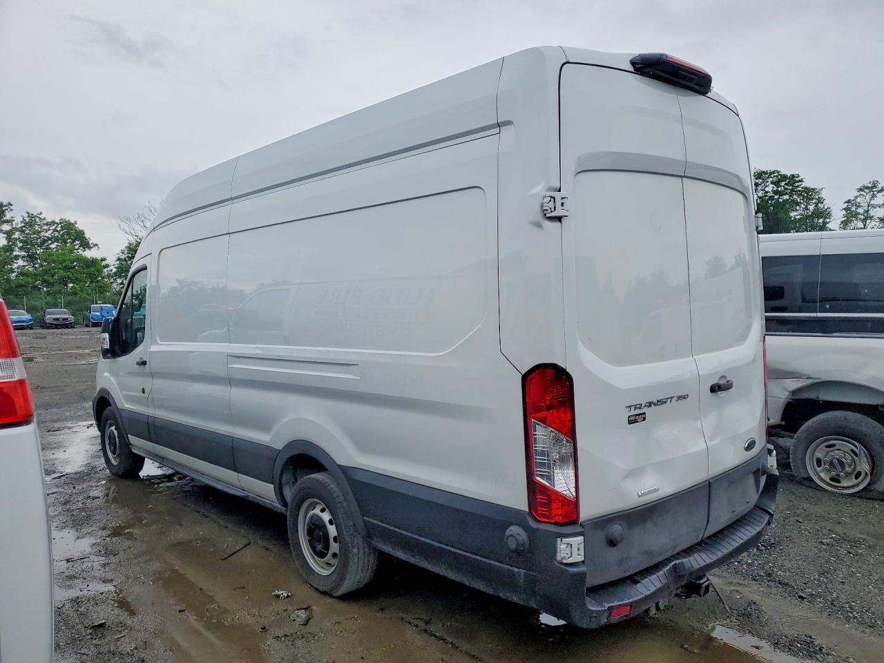 Ford Transit T-350