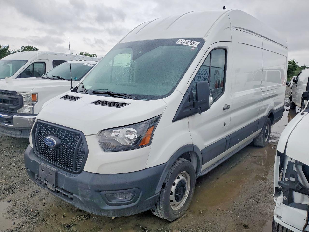 Salvage Ford Transit Image