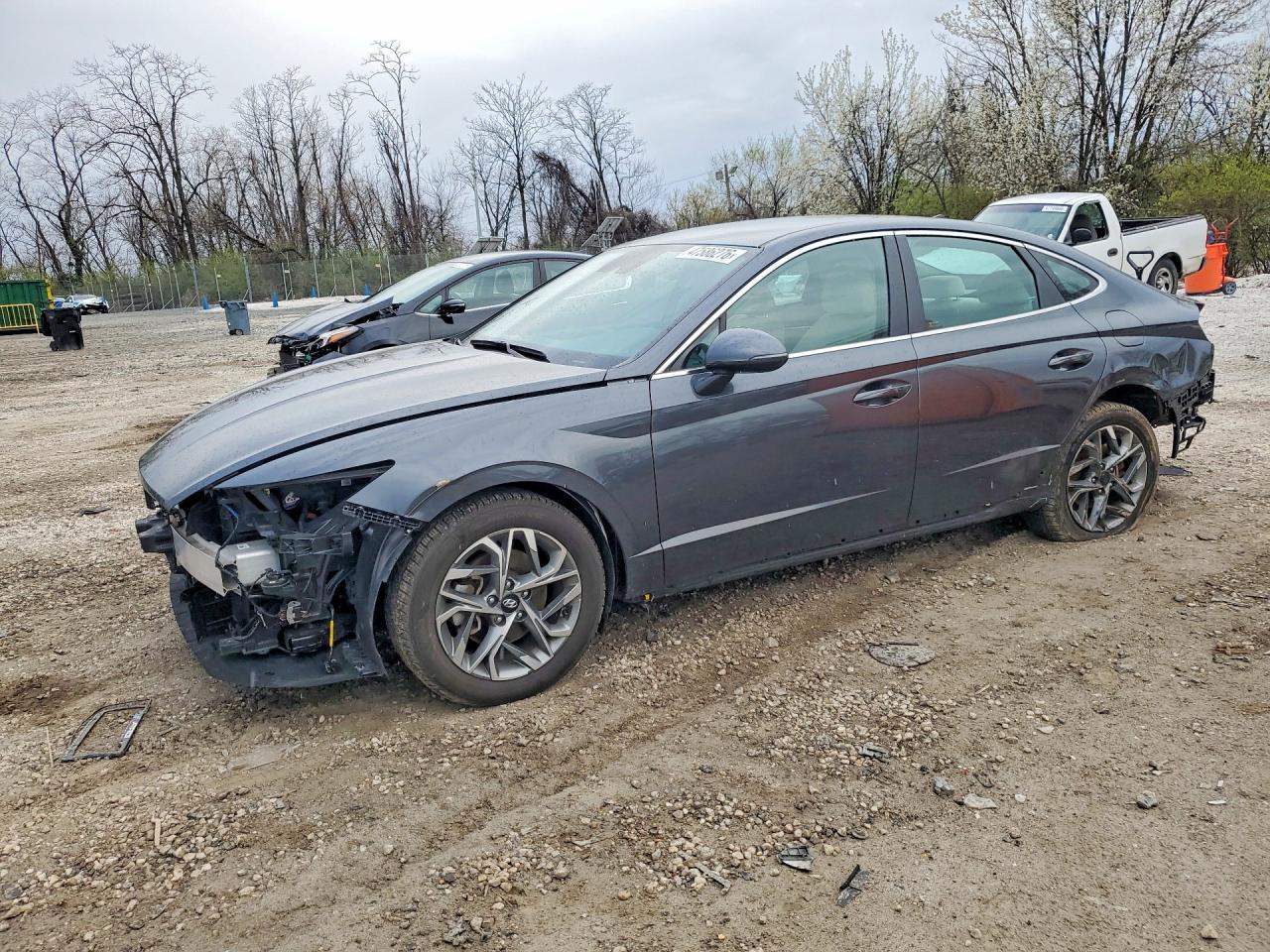 Salvage Hyundai SONATA Image