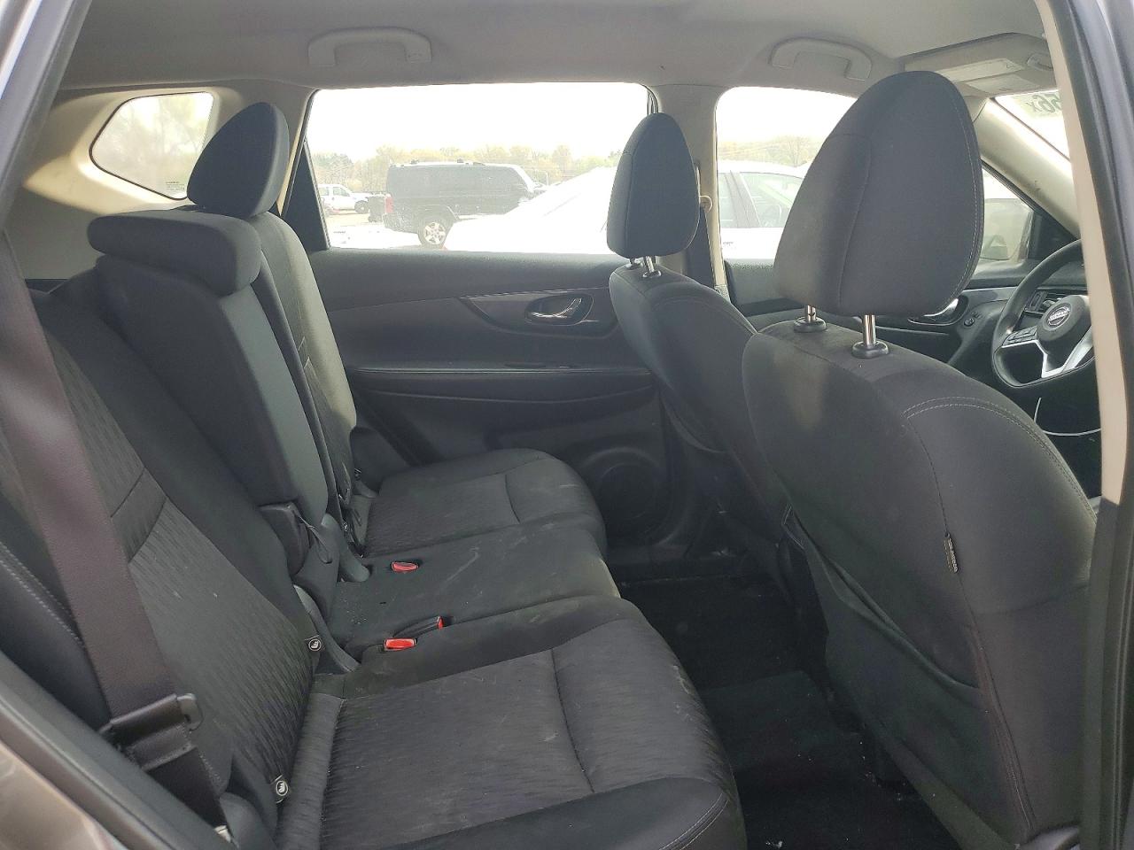 Nissan Rogue S