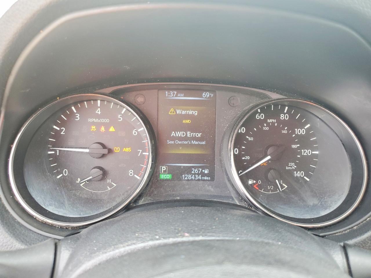 Nissan Rogue S