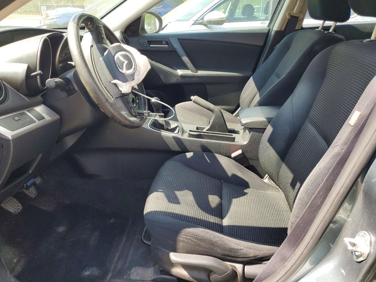 Mazda 3 I
