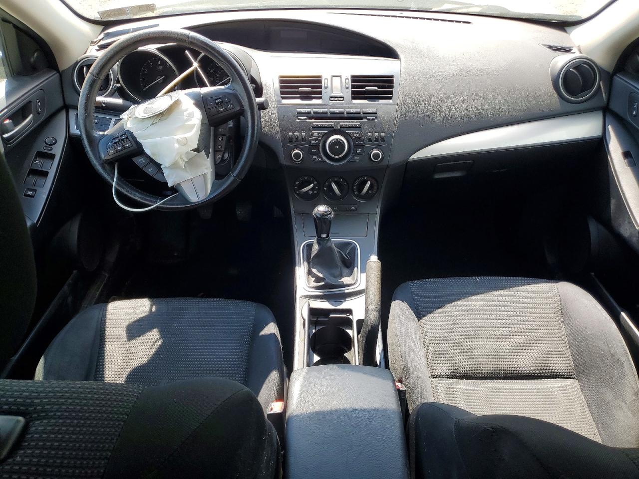 Mazda 3 I