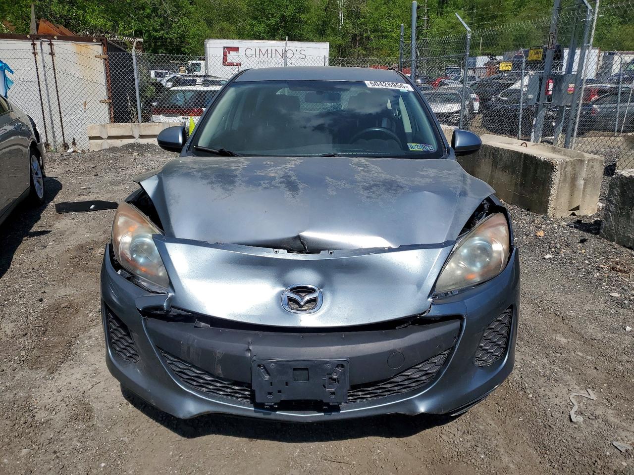 Mazda 3 I