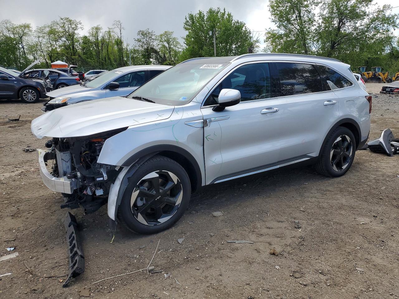 Salvage Kia Sorento Image