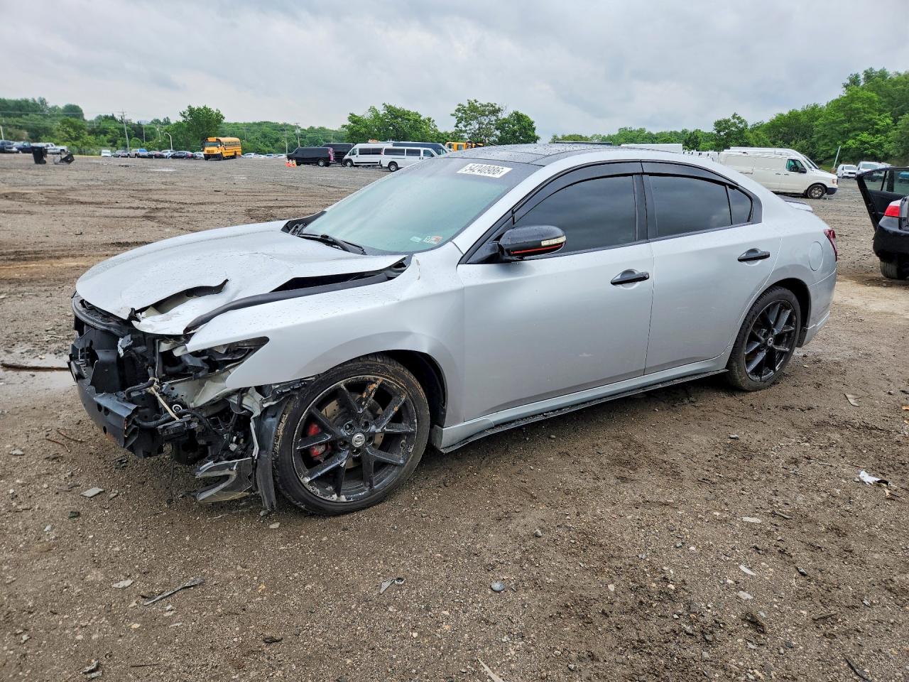 Salvage Nissan Maxima Image