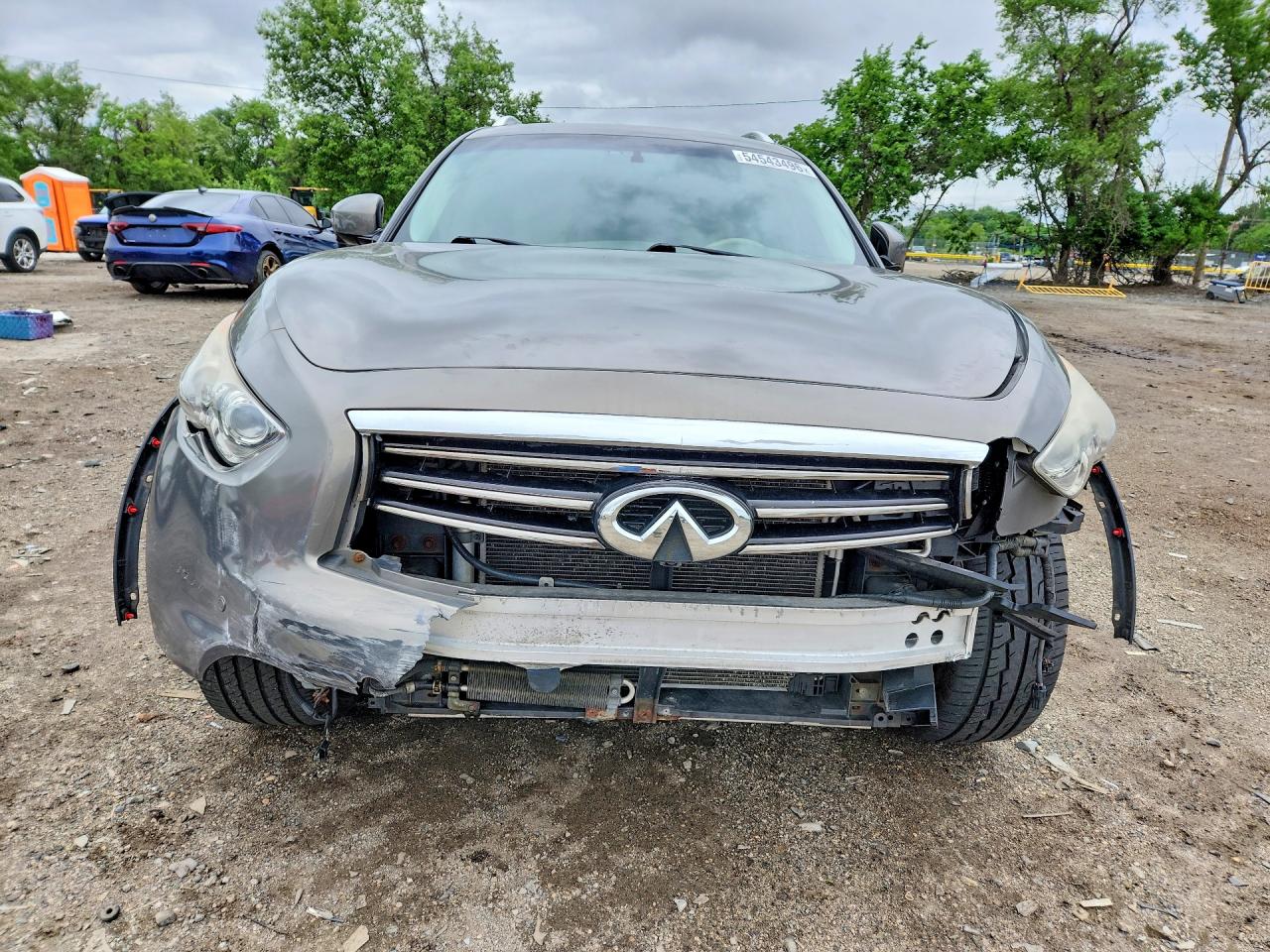 INFINITI Fx Base