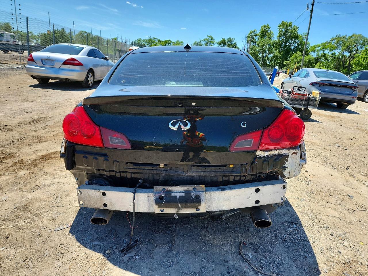 INFINITI G37 X