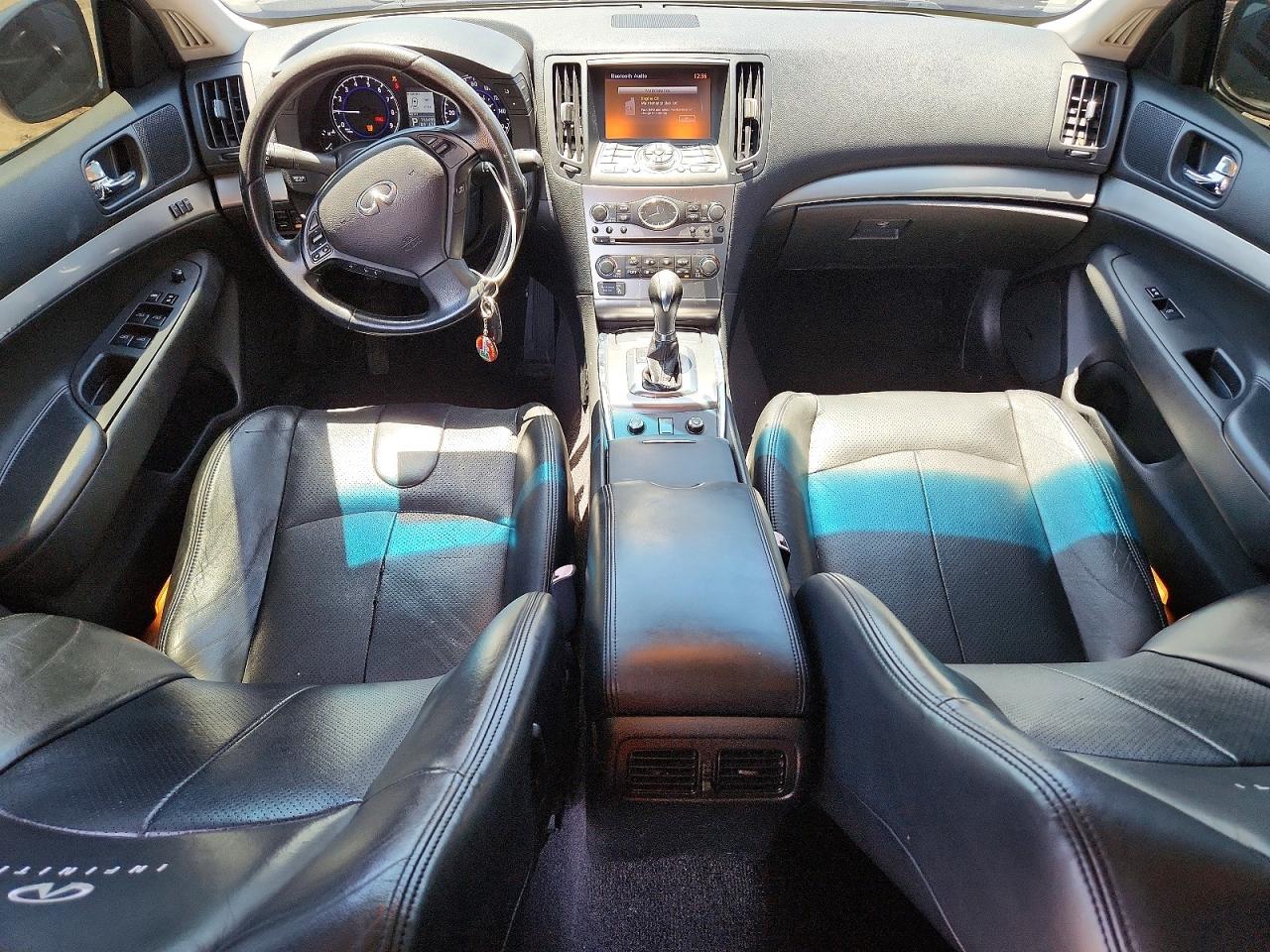 INFINITI G37 X