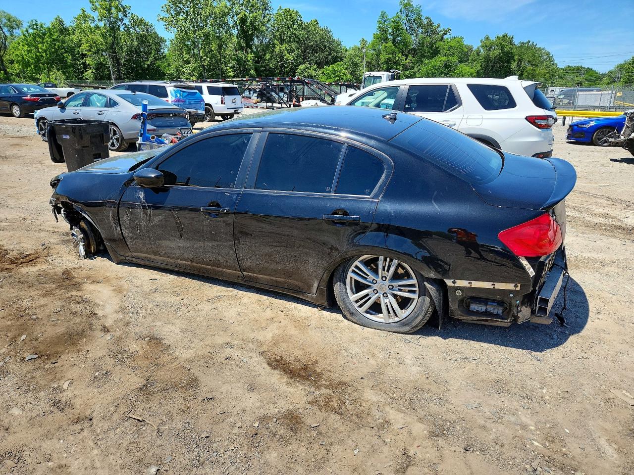 INFINITI G37 X