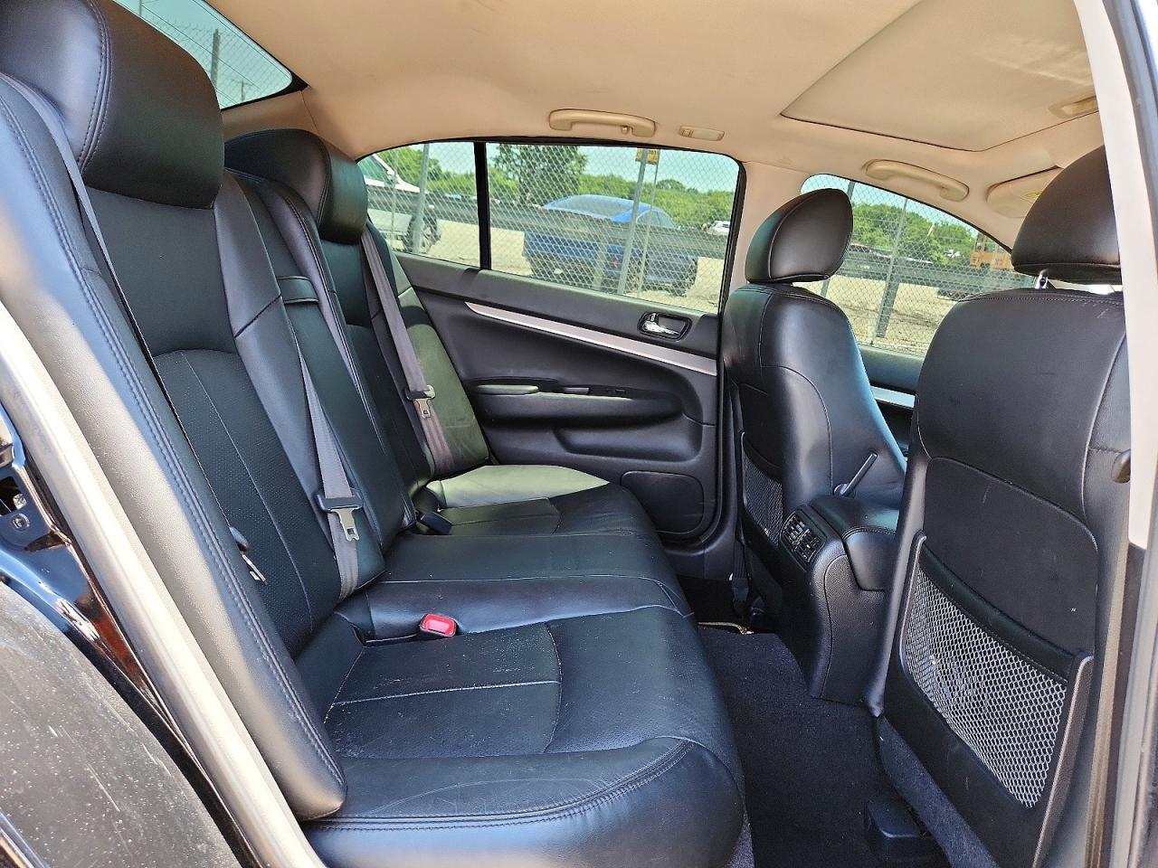 INFINITI G37 X