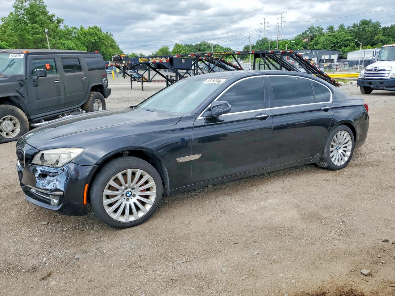 Salvage BMW 7 Series Image
