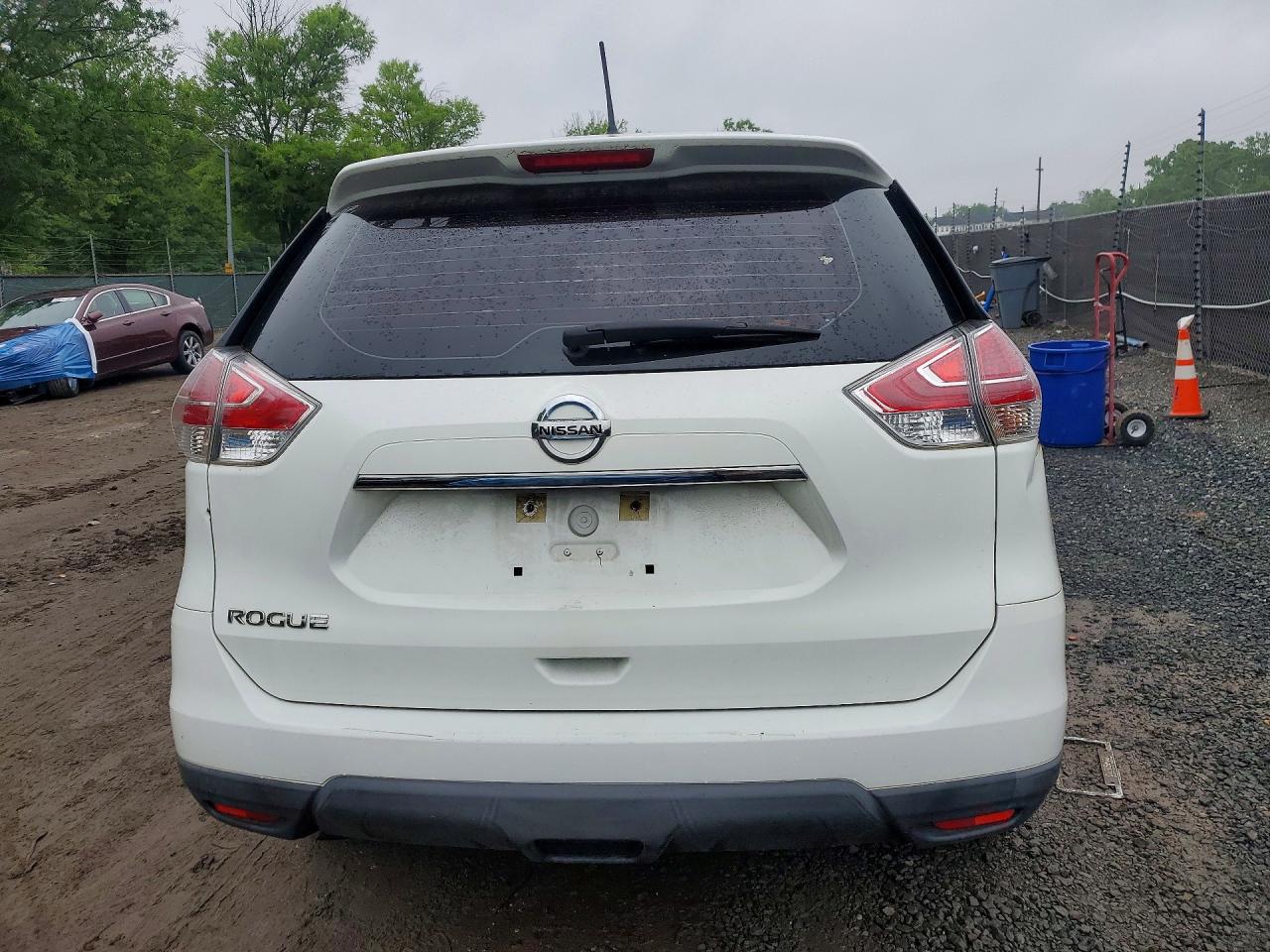 Nissan Rogue S