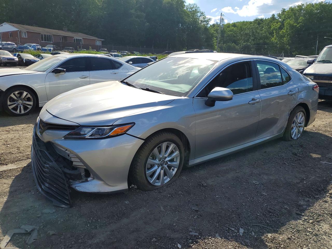 Salvage Toyota Camry Image