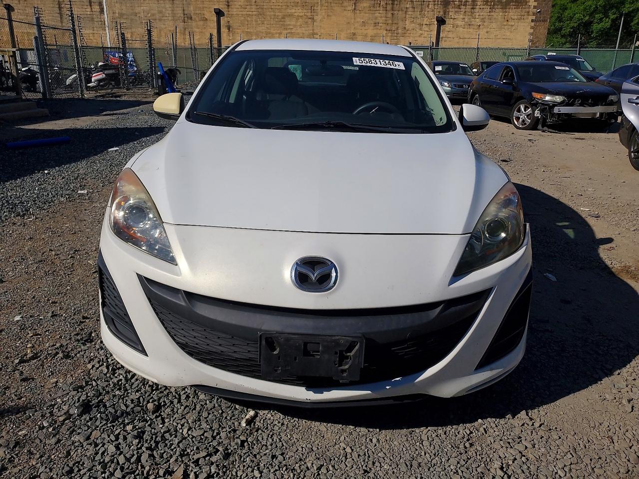 Mazda 3 I