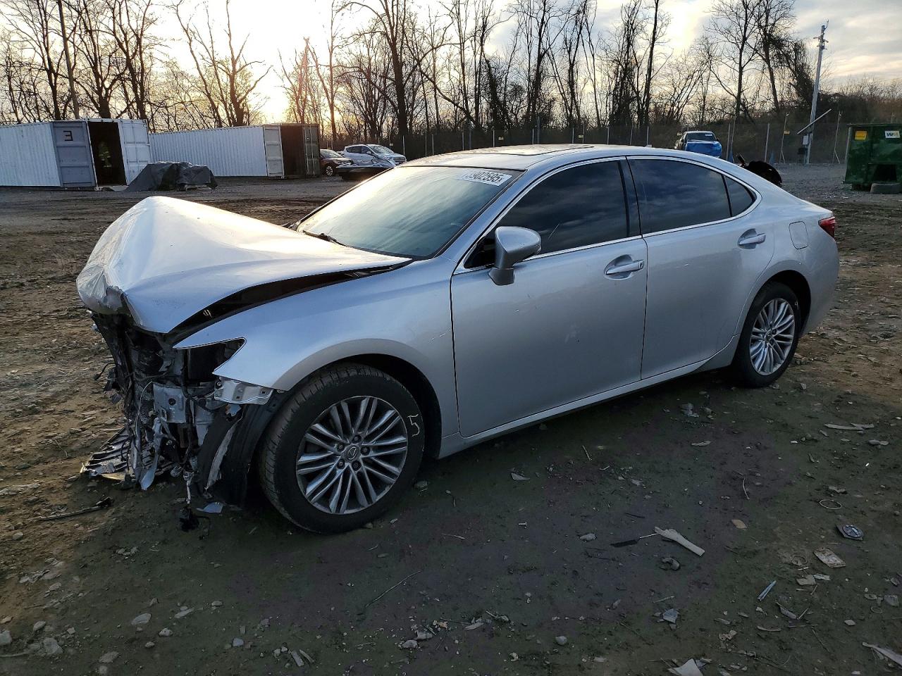 Salvage Lexus Es Image